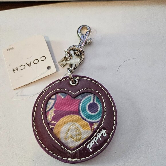 Coach Heart Photo Keychain | TikTok Coach Poppy Pop Heart Photo Frame Leather Charm Keyfob Keychain Key Ring